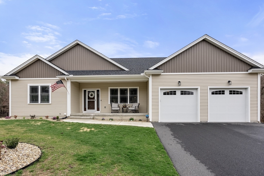 Property Photo: 17 Sunny Crest Ln MA 01007