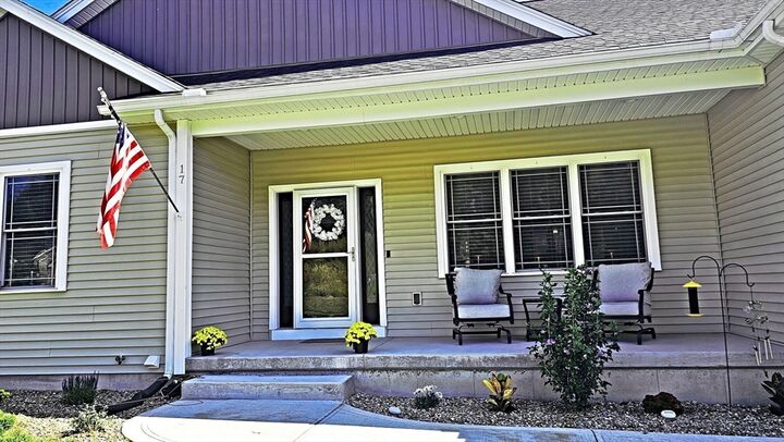 Property Photo: 17 Sunny Crest Ln MA 01007
