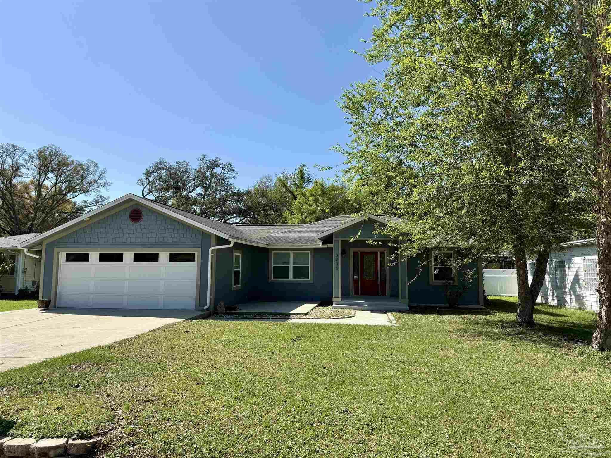 Property Photo: 3235 Bayou Dr FL 32505