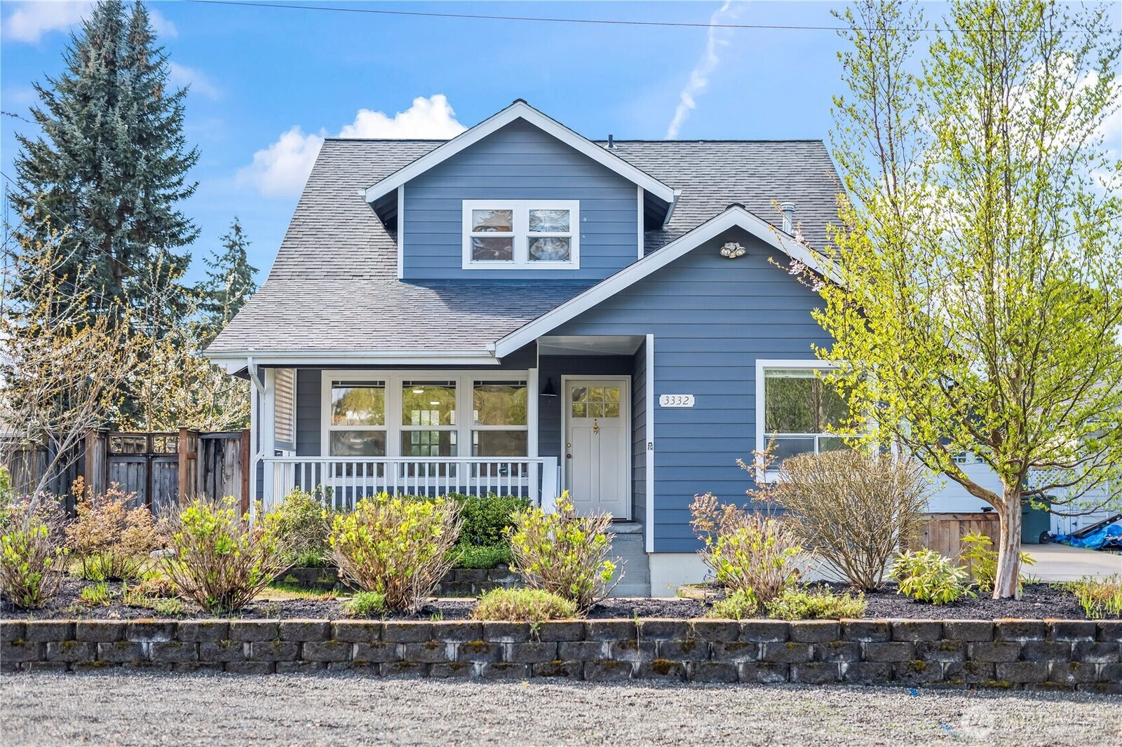 Property Photo:  3332  Mountain View Avenue W  WA 98466 