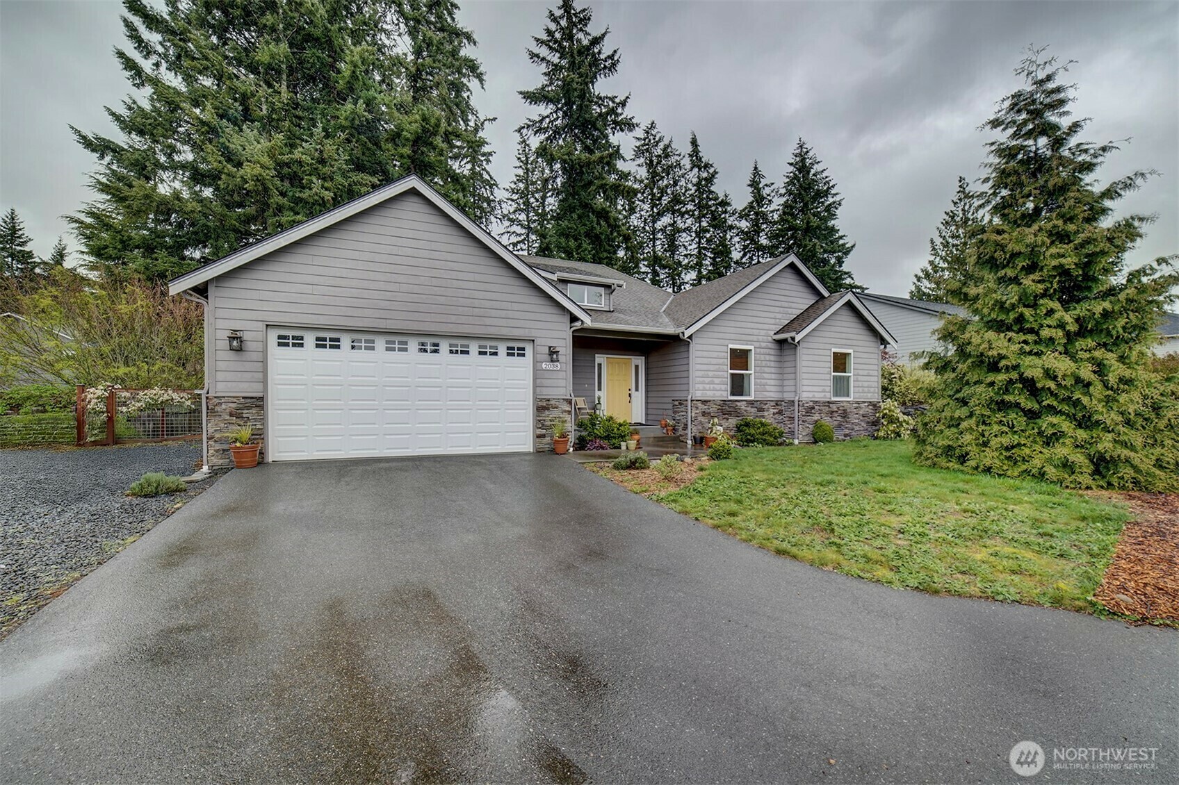 Property Photo: 2038 NE Laurie Vei Loop WA 98370