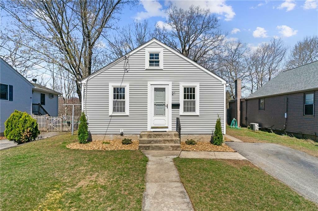 21 Riverside Avenue  Johnston RI 02919 photo