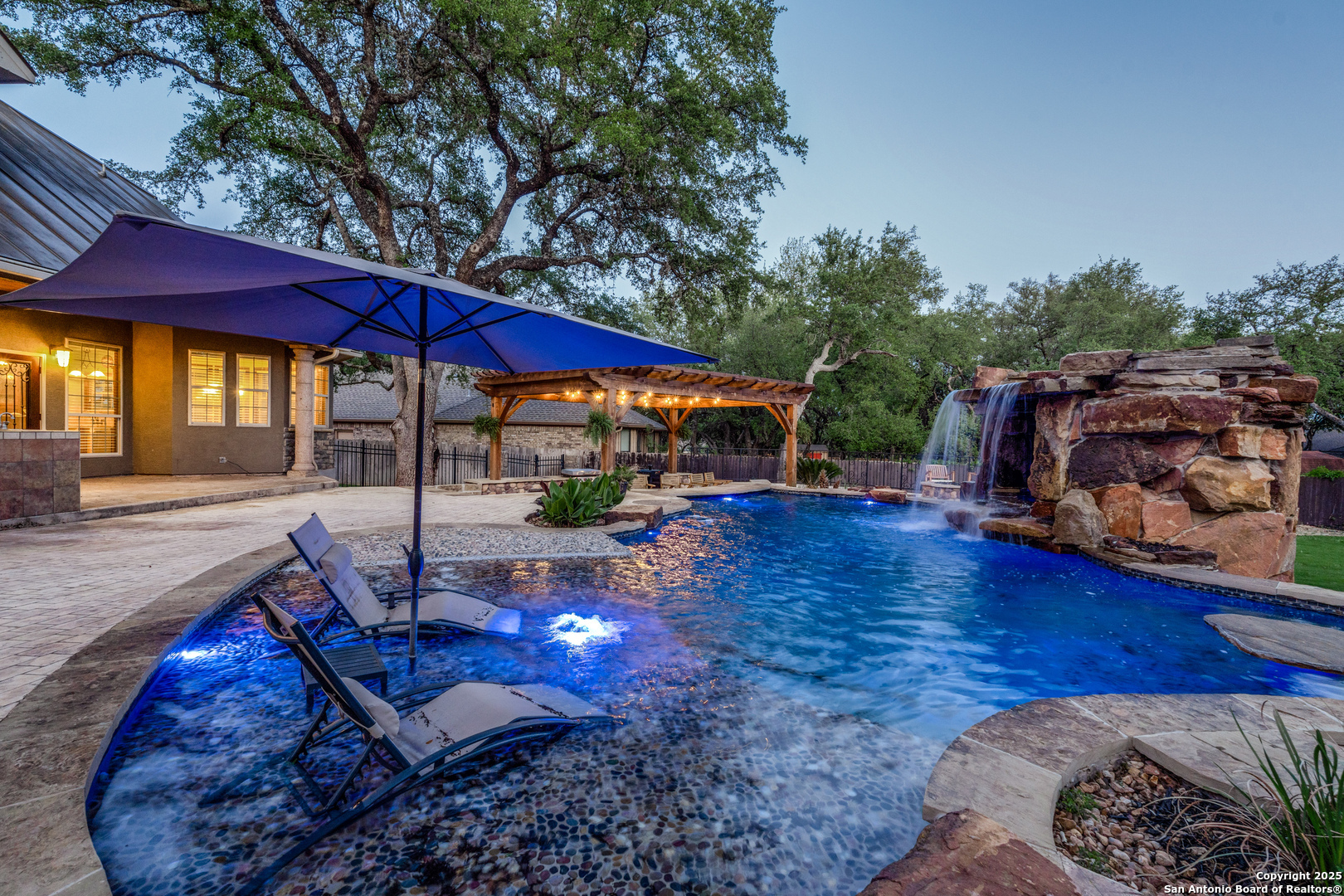 Property Photo: 206 Hornpipe TX 78260