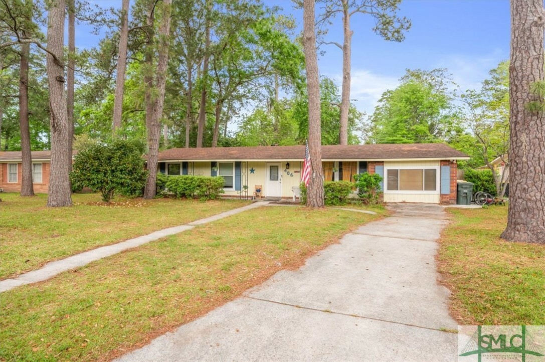 Property Photo: 406 Tanglewood Road GA 31419