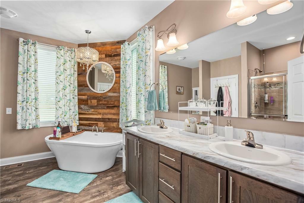 Property Photo: 724 Tom Cook Road NC 27041