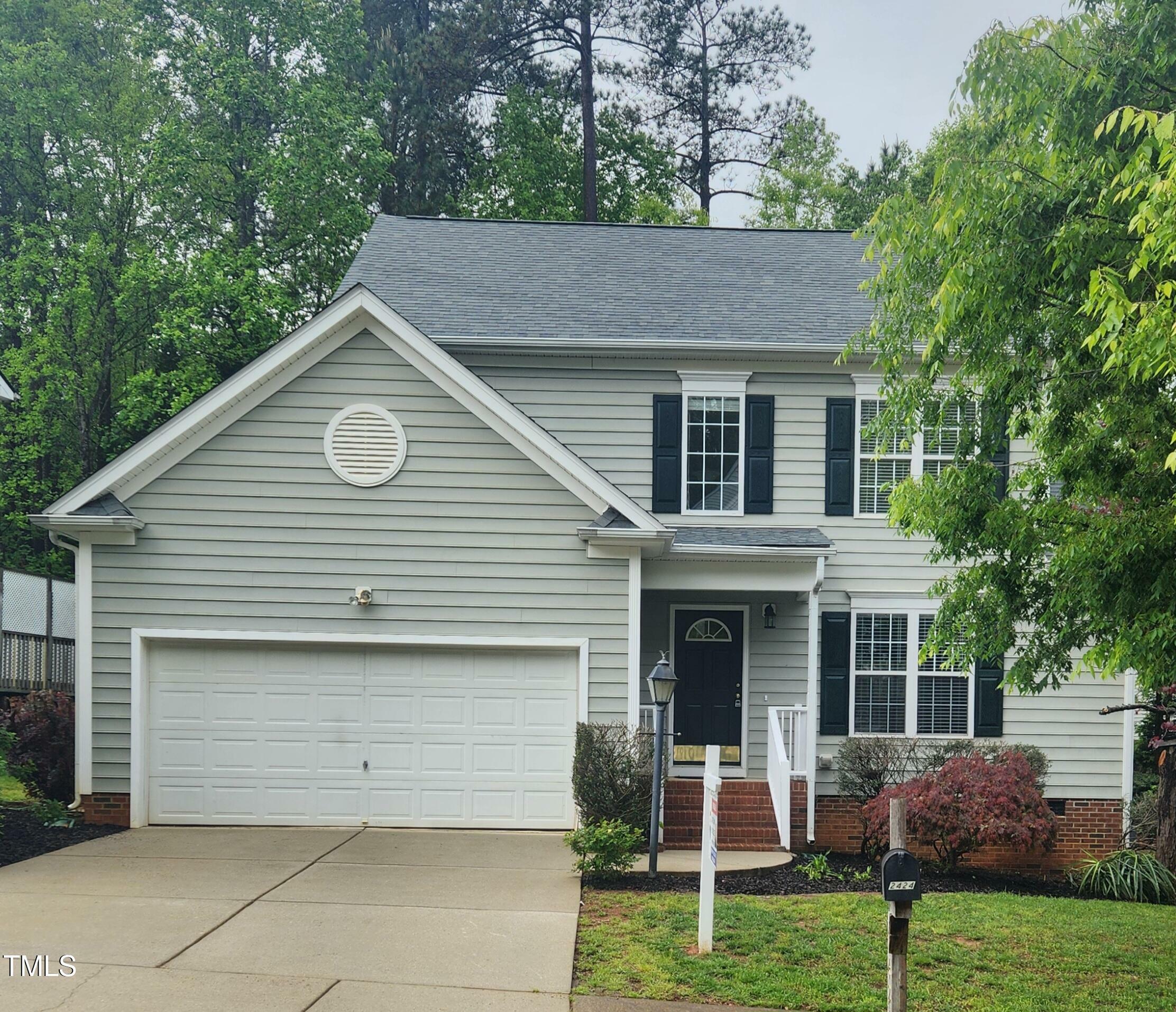 Property Photo: 2424 Horizon Hike Court NC 27603