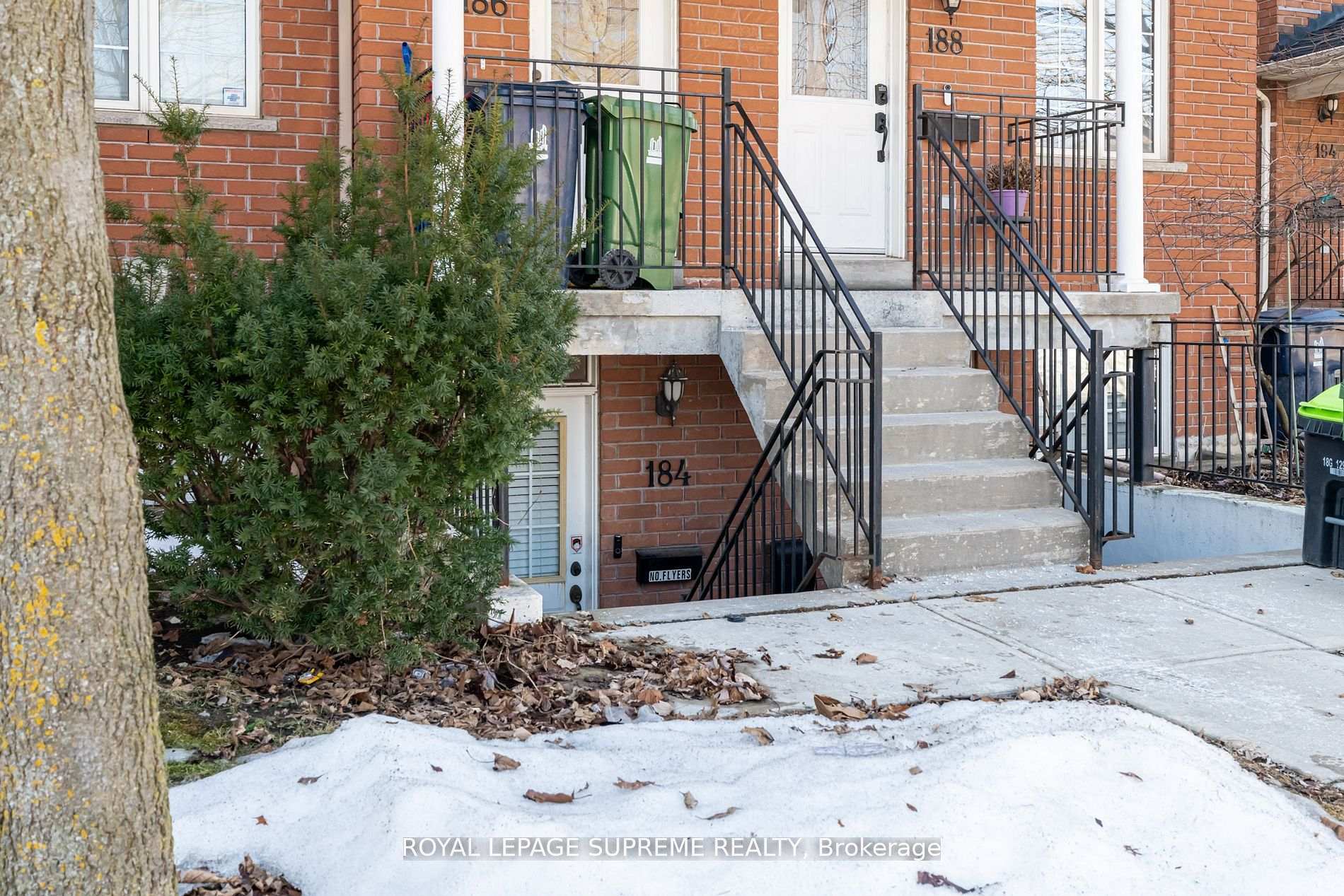 Property Photo: 184 Wiltshire Avenue ON M6N 5G2