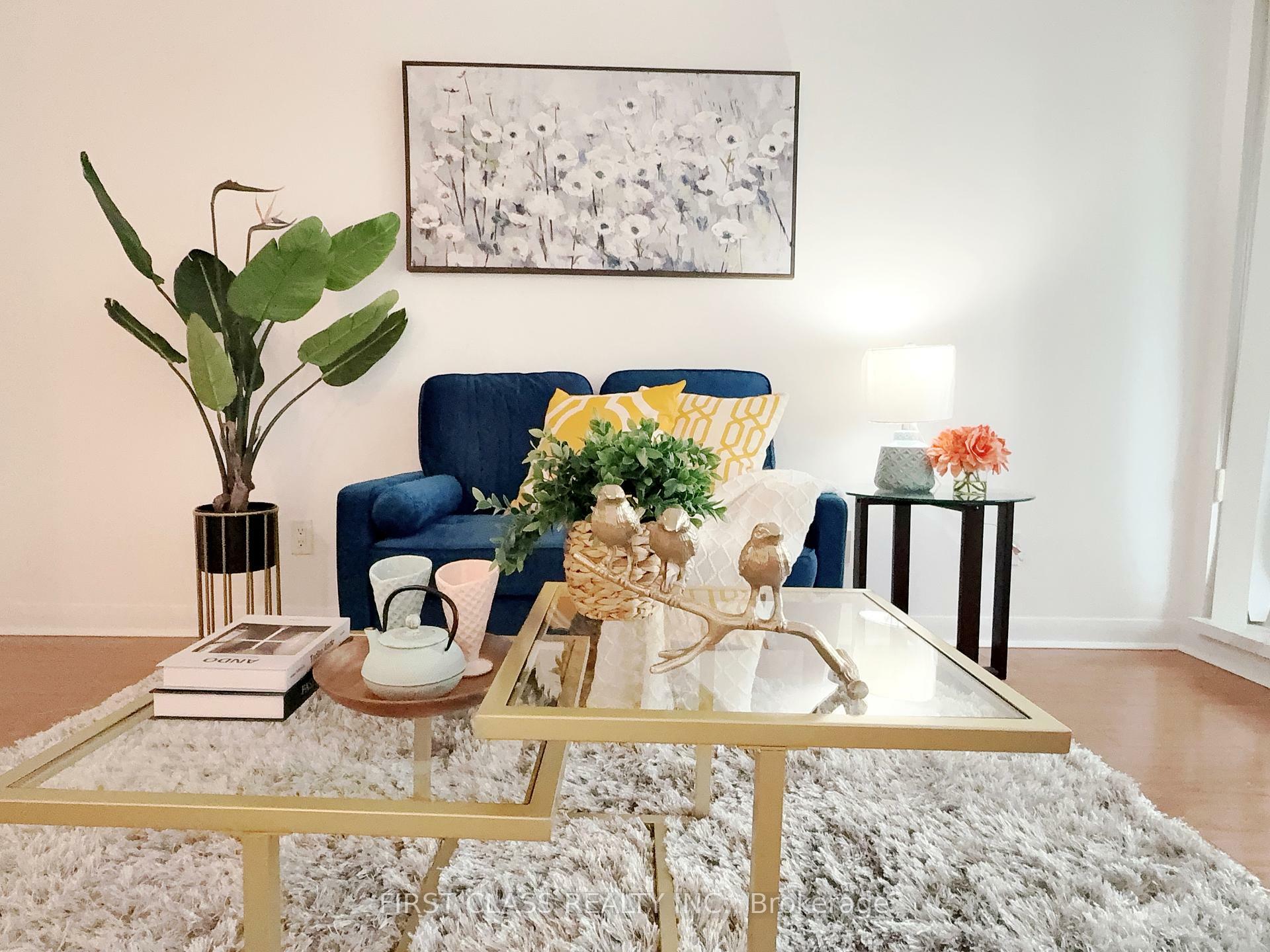 Property Photo: 4968 Yonge Street 1612 ON M2N 5N7