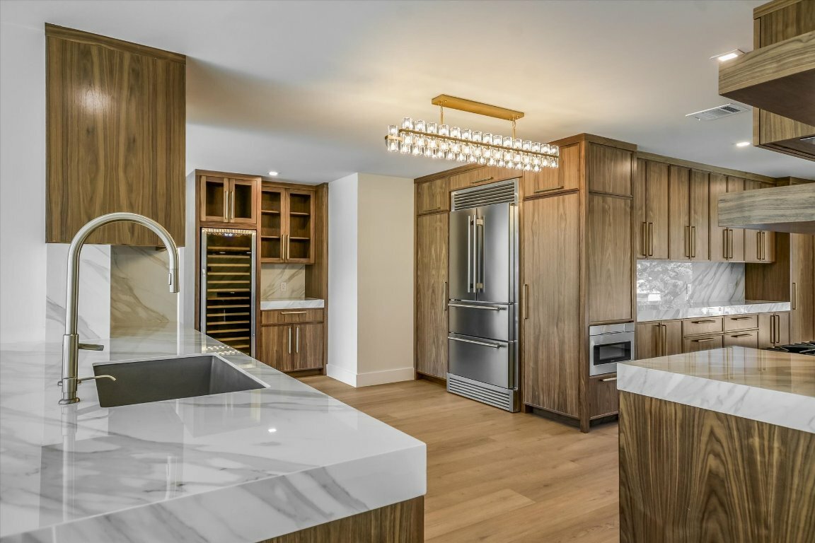 Property Photo: 6304 Lost Horizon Drive TX 78759