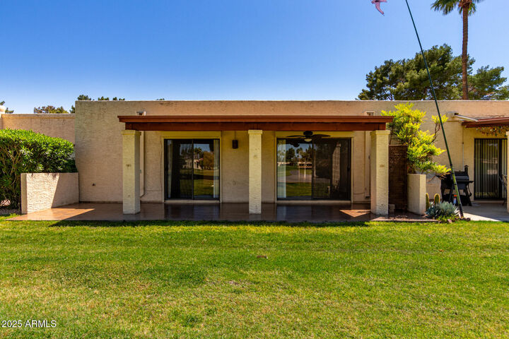 Property Photo:  617 S Arrowwood Way  AZ 85208 