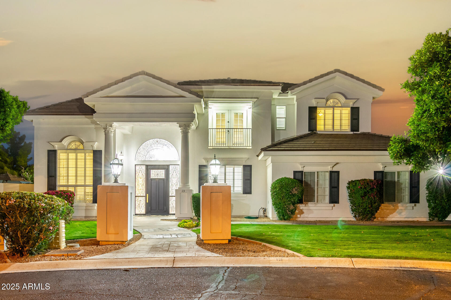 Property Photo: 2625 N 24th Street 13 AZ 85213