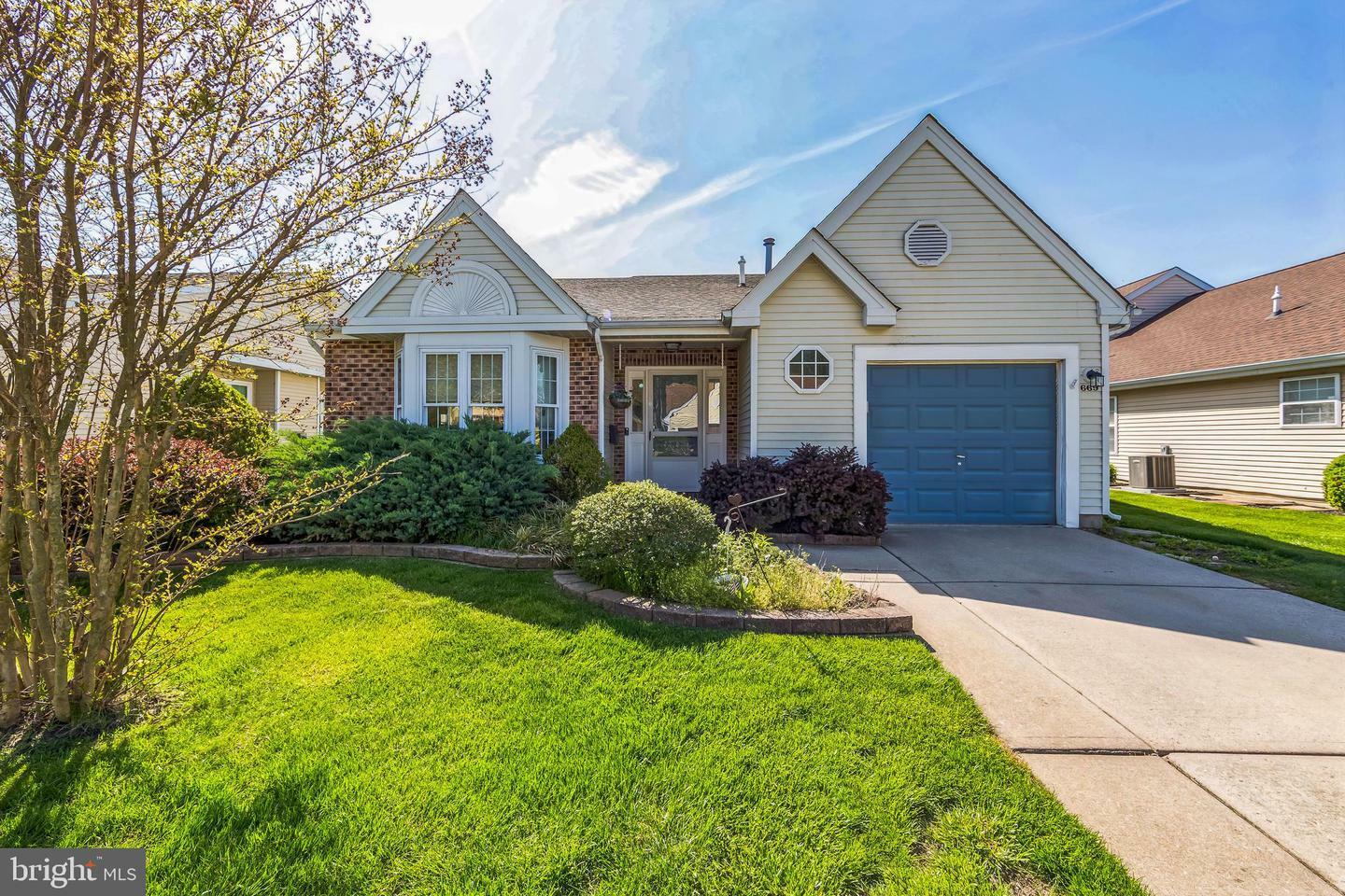 669 Cascade  Mount Laurel NJ 08054 photo
