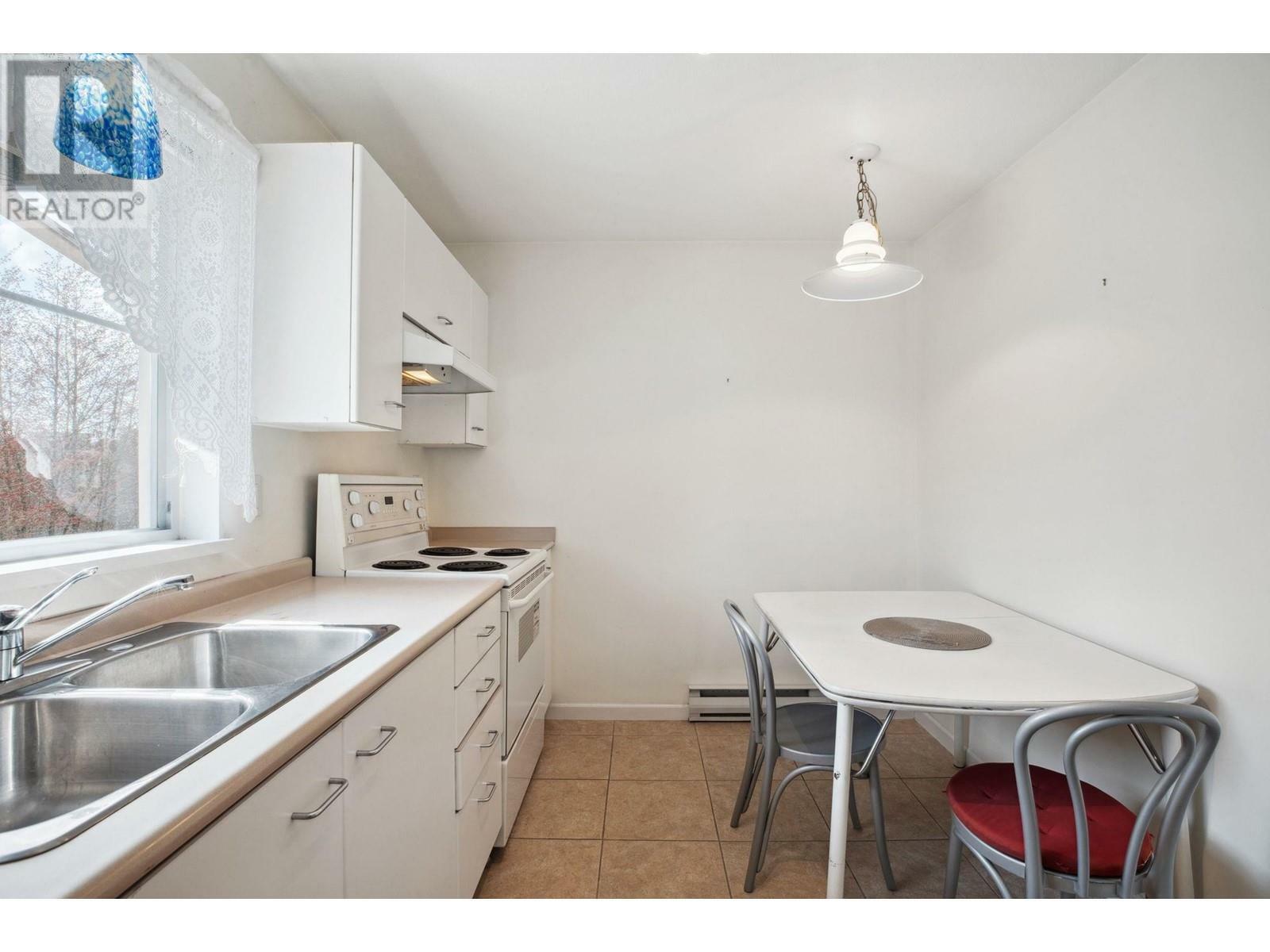 Property Photo: 1252 Town Centre Boulevard 426 BC V3B 7R7