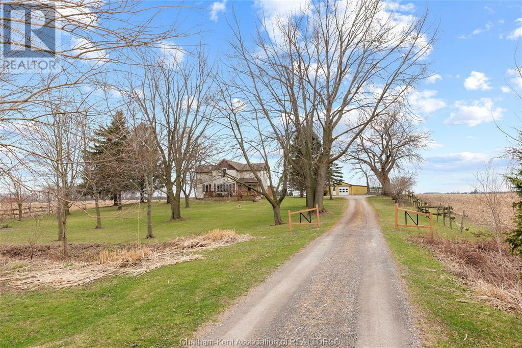 Photo de la propriété: 18998 Lagoon Road ON N0P 1A0