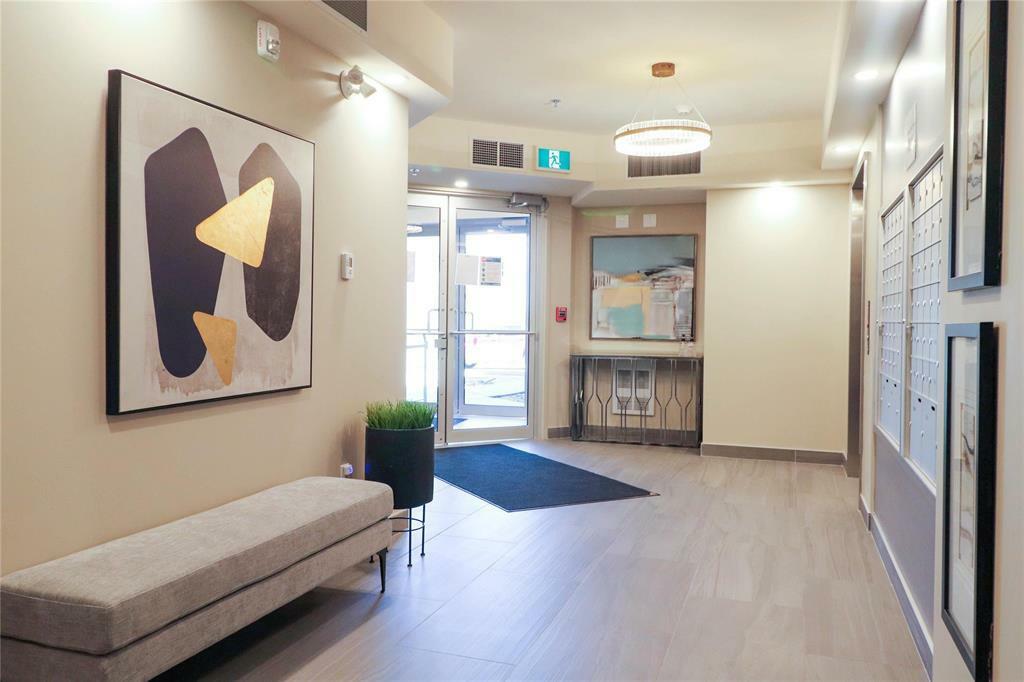Property Photo: 50 Philip Lee Drive MB R3W 0P7