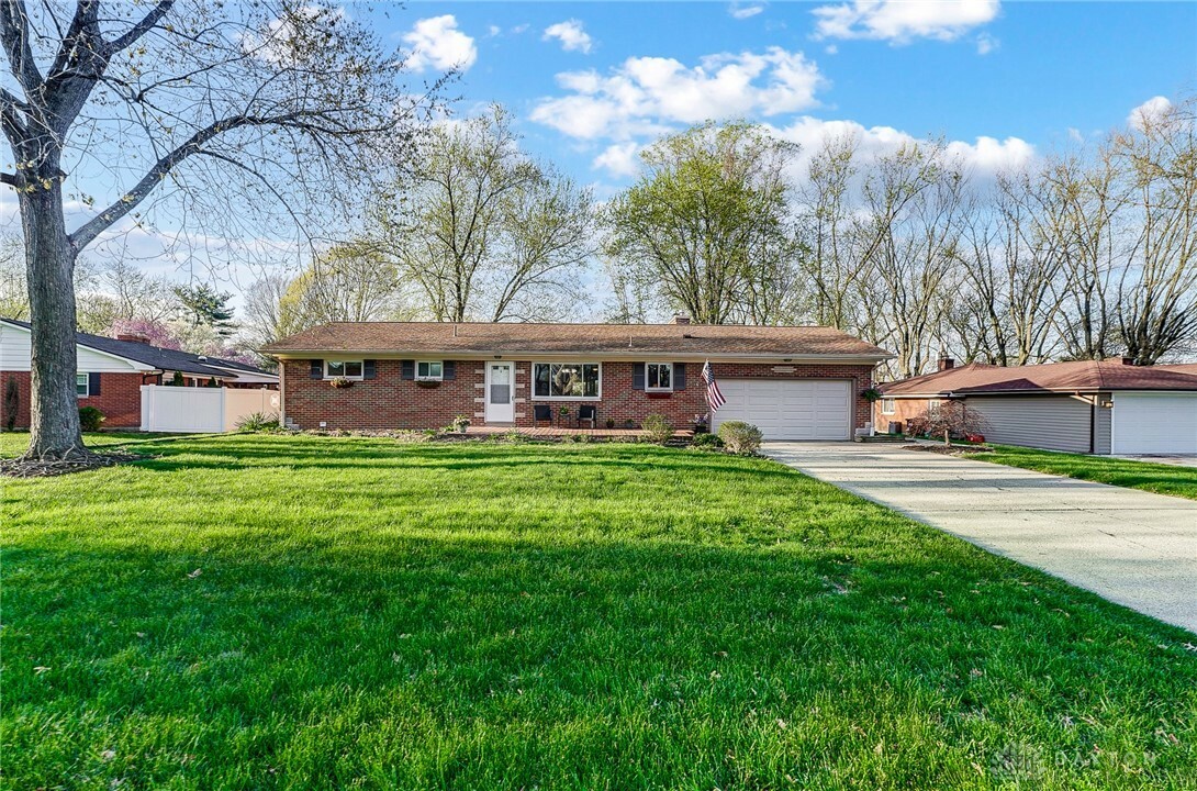 Property Photo: 674 Deptford Avenue OH 45429