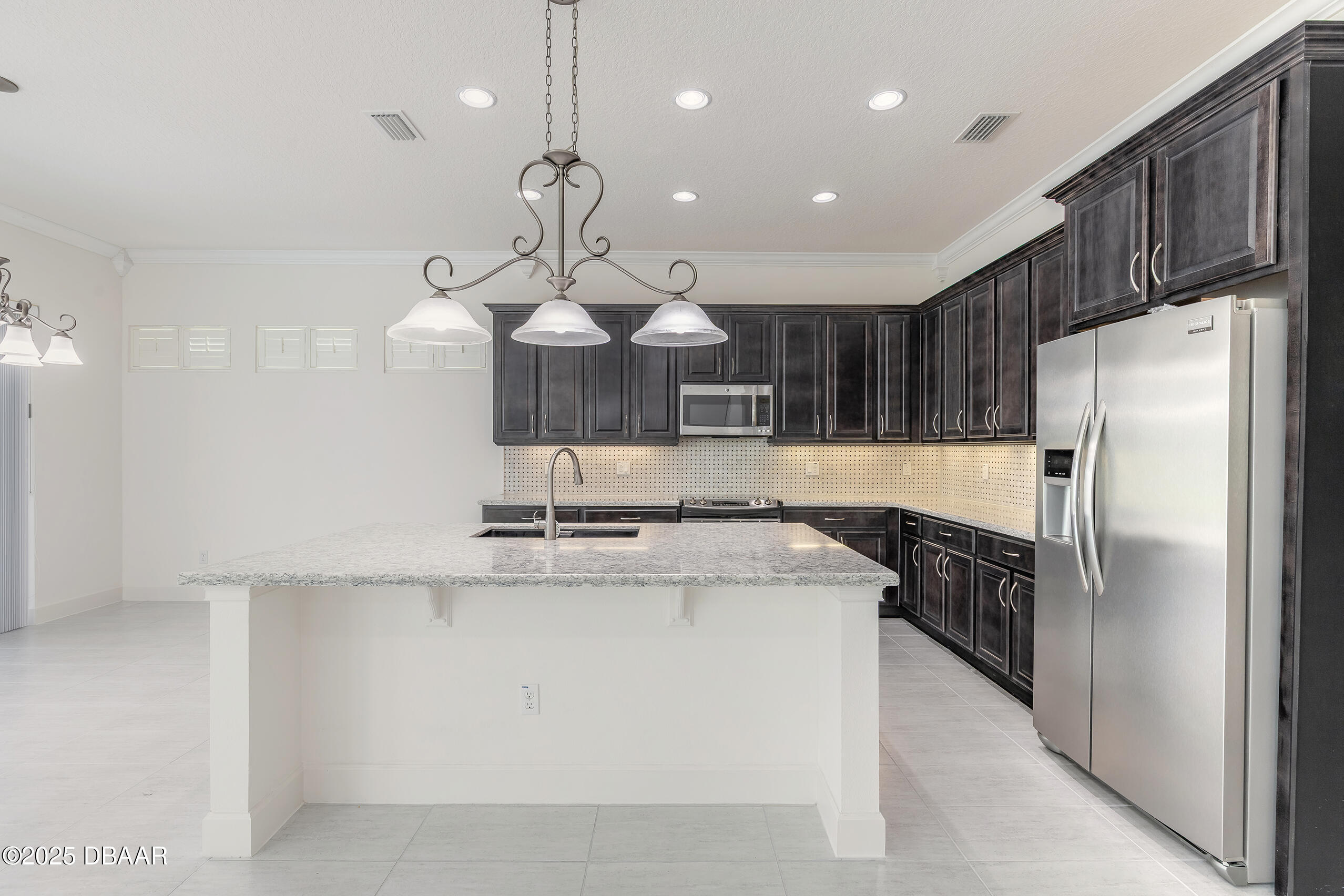 Property Photo: 6808 Forkmead Lane FL 32128