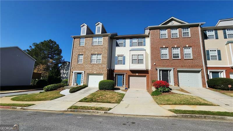 Property Photo:  528 Lantern Wood Drive  GA 30079 