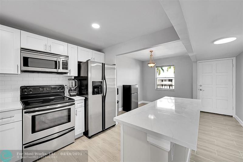 Property Photo: 777 S Federal Hwy E301 FL 33062