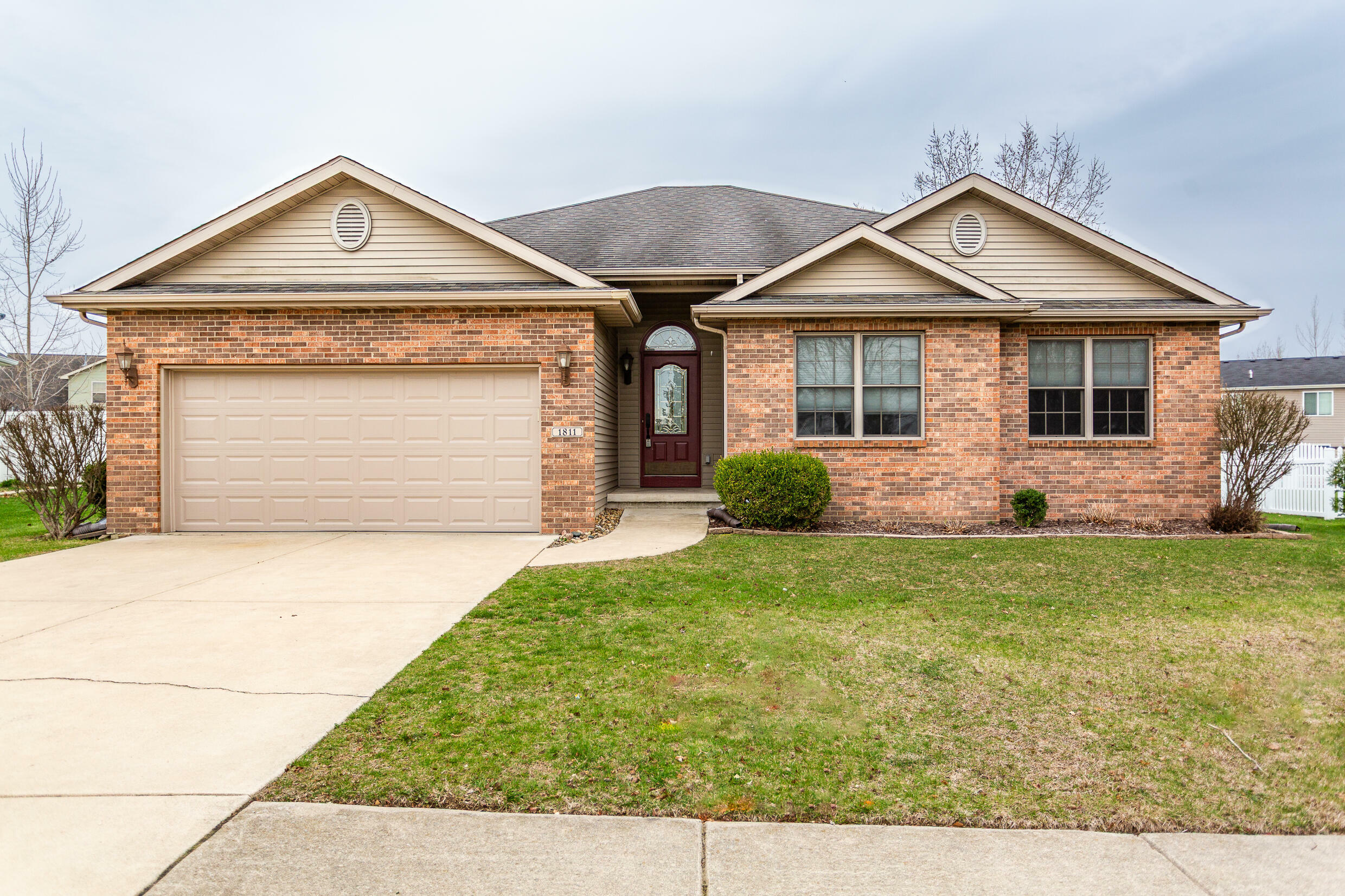 Property Photo: 1811 Chessington Circle IN 46307