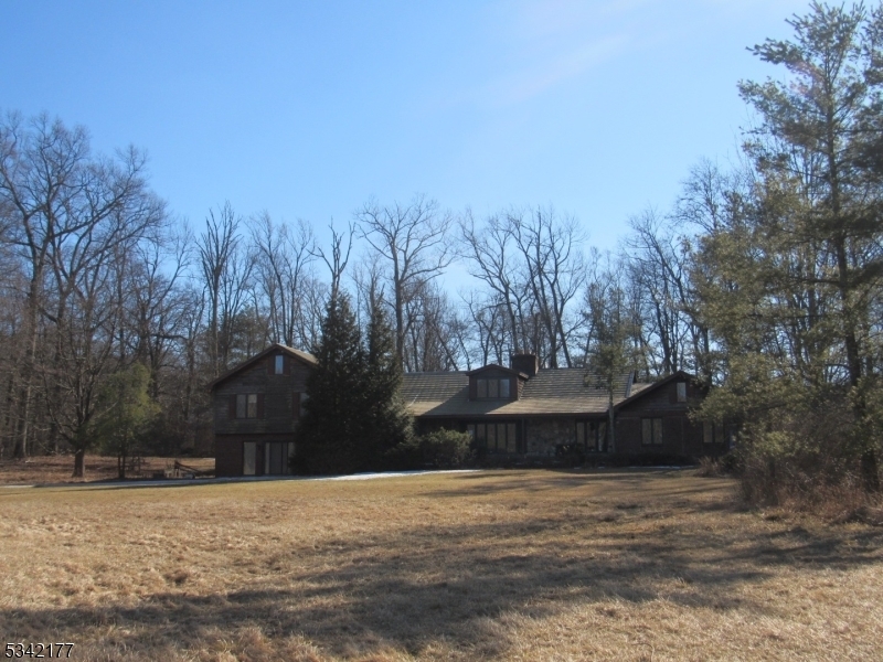 1 Saw Mill Rd  Kinnelon Boro NJ 07405 photo