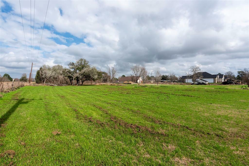 Property Photo: 600 Sharon Street TX 77484