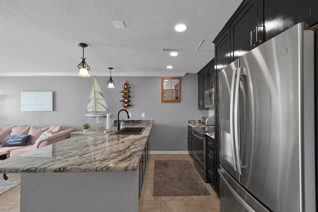 Property Photo: 12600 Melville Drive 121 TX 77356