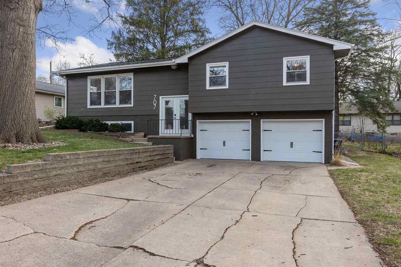 Property Photo: 707 14th Ave IA 52241