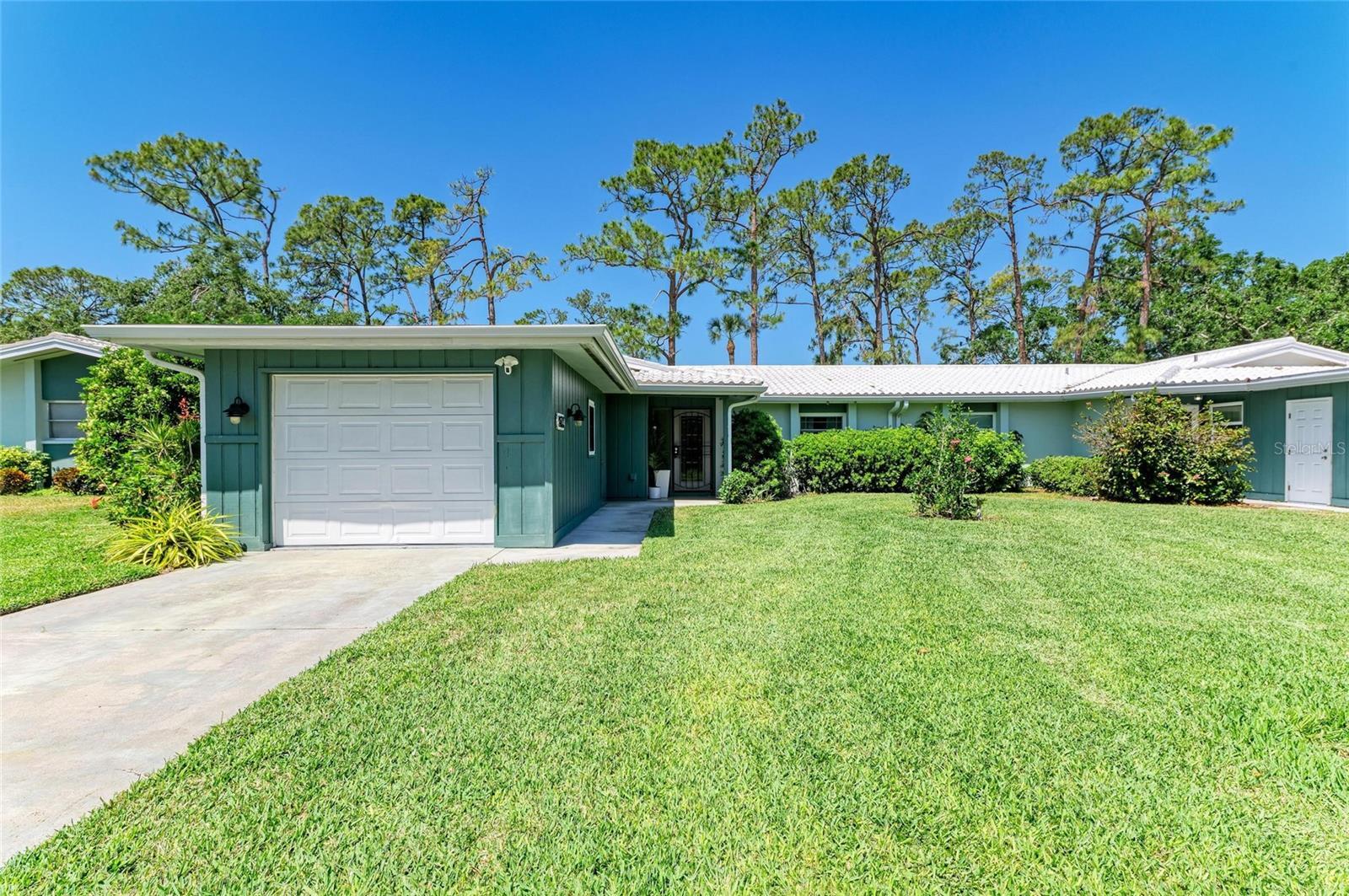 Property Photo: 1622 Stafford Lane 1205 FL 34232