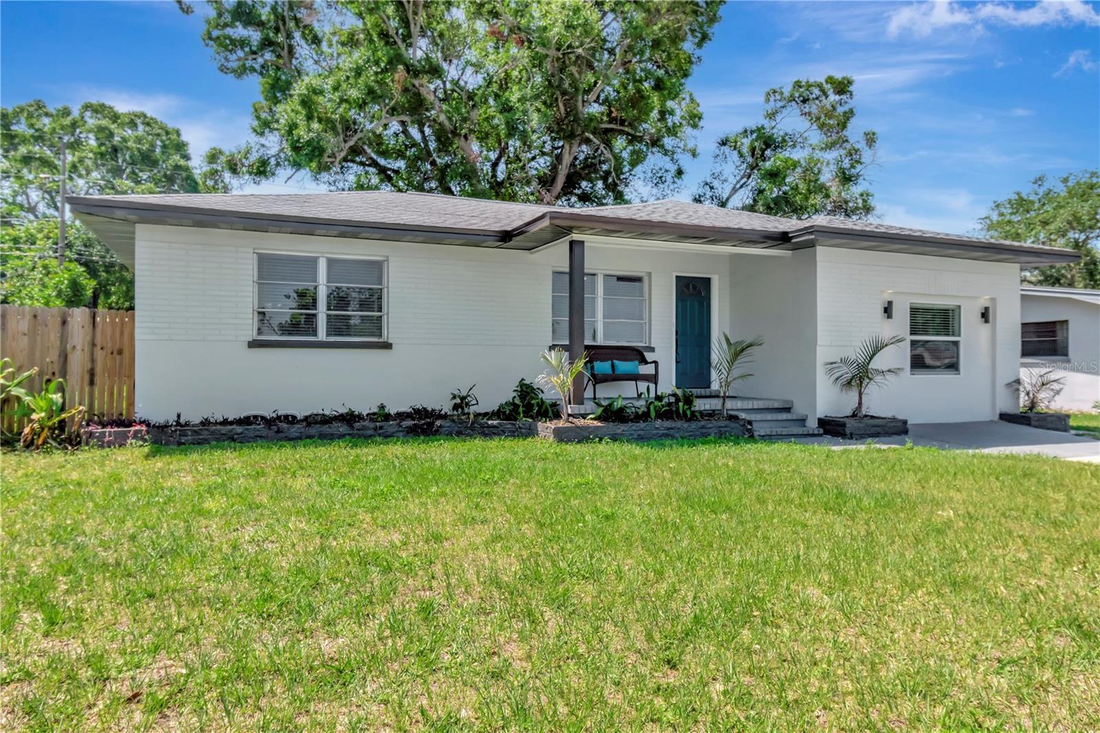 Property Photo: 1545 Illinois Road FL 33756