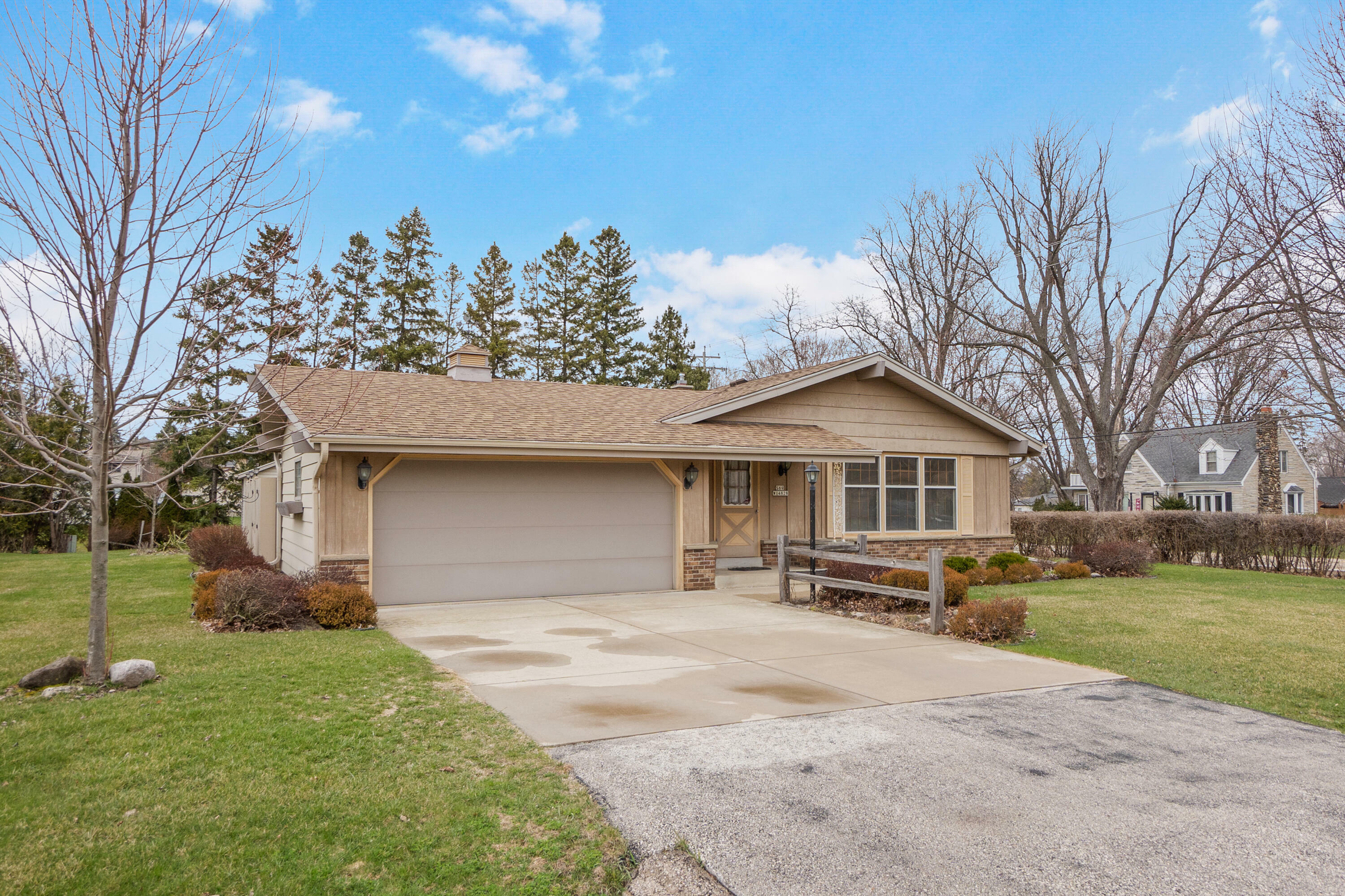 Property Photo: S69w14828 Dartmouth Cir WI 53150