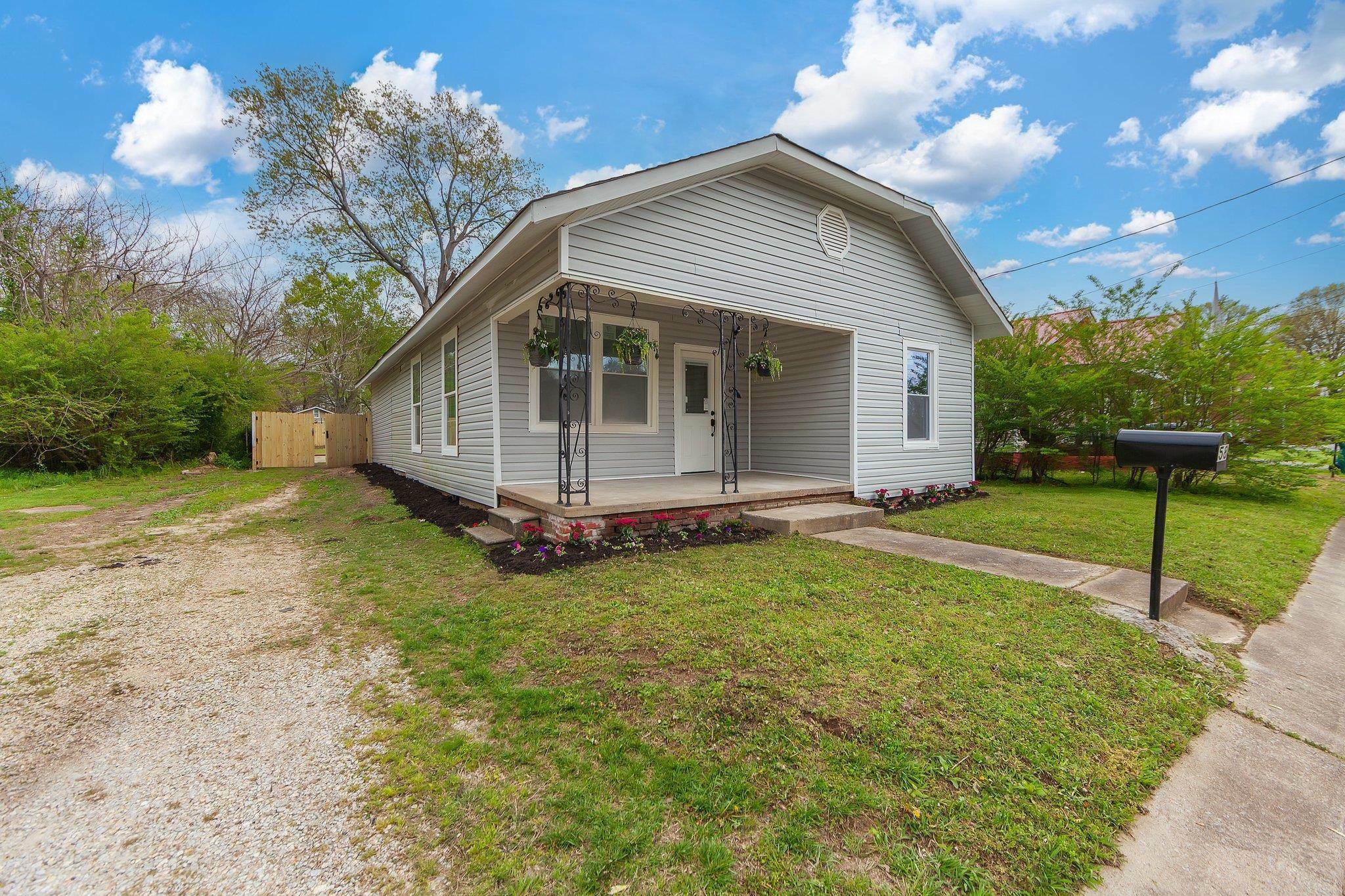 Property Photo: 58 Colorado St TN 38301-7332