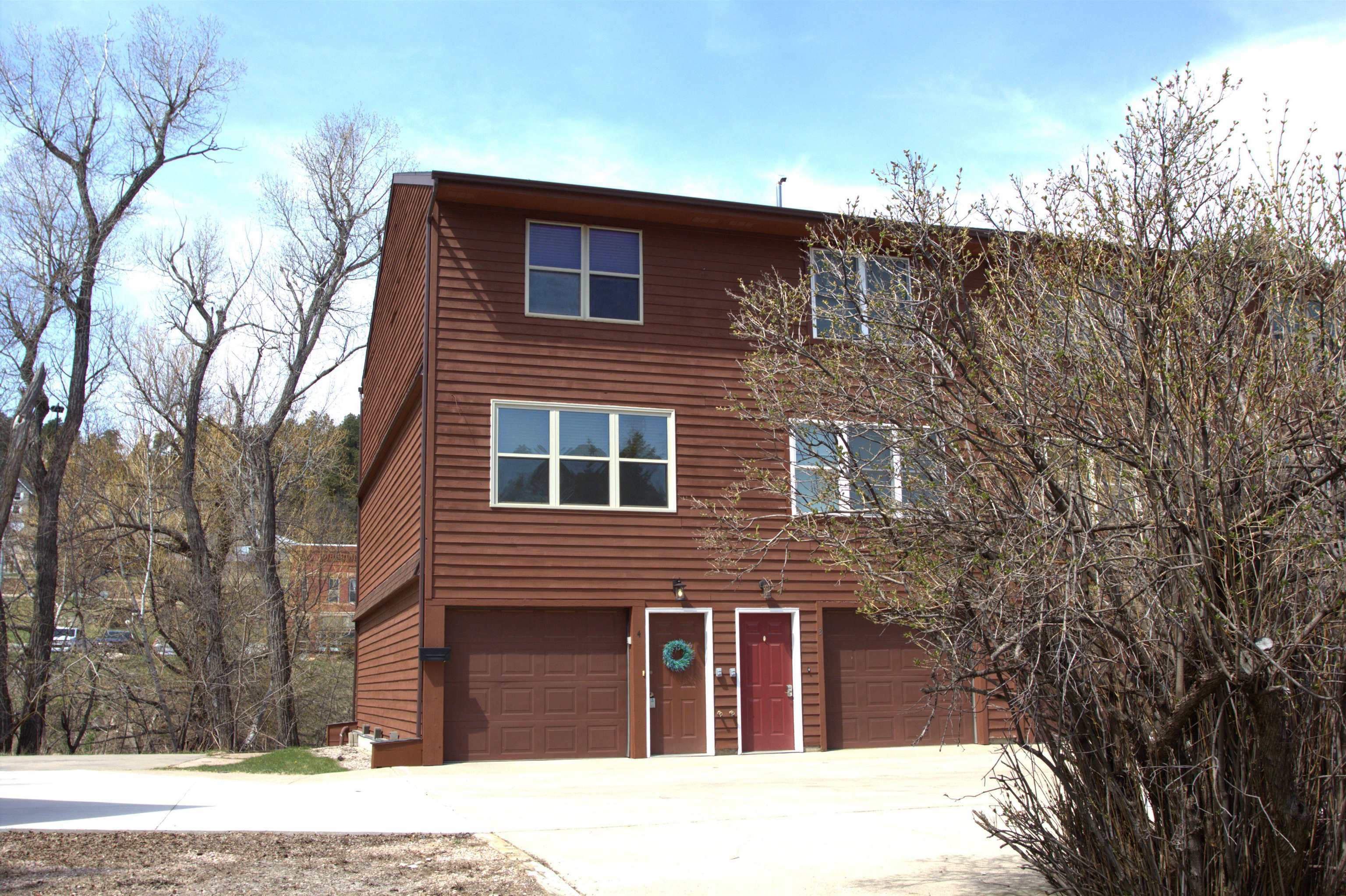 Property Photo: 2 Dunlap Avenue SD 57732