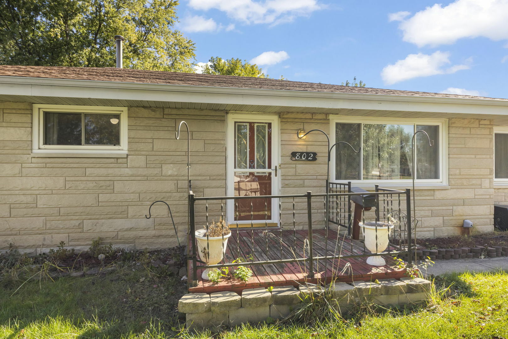 Property Photo: 802 Sheila Drive IL 60435