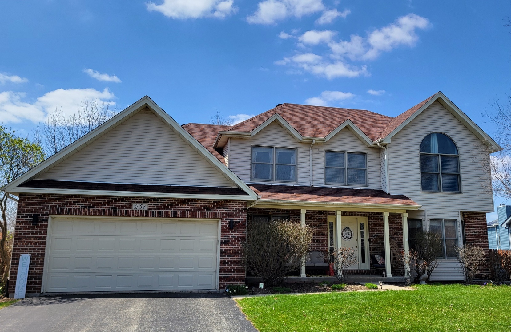 Property Photo: 251 Isleview Drive IL 60543
