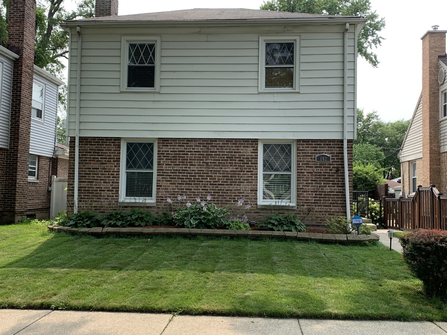 802 Bristol Avenue  Westchester IL 60154 photo