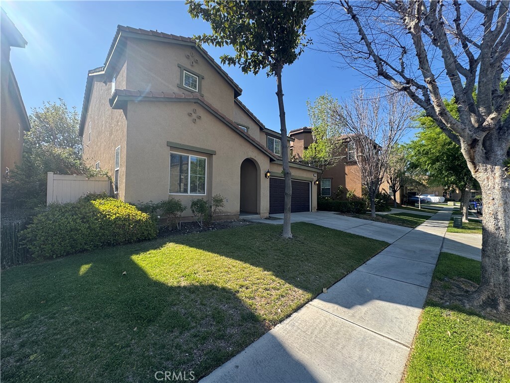 Property Photo:  1128 N Yucca Avenue  CA 92376 