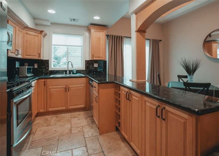 Property Photo: 1153 San Rafael Avenue 105 CA 91202