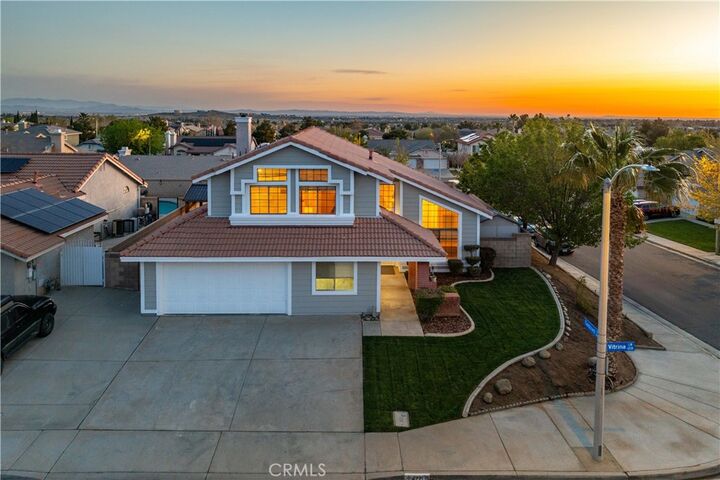 Property Photo: 4221 Vitrina Lane CA 93551