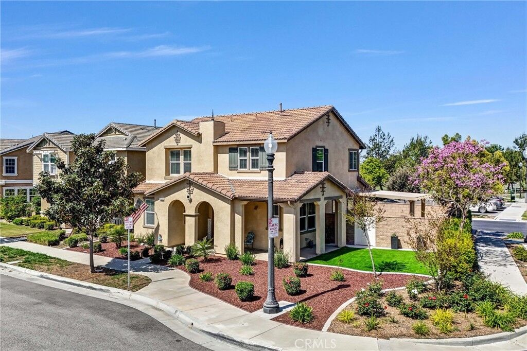 Property Photo: 5046 S Centennial Circle CA 91762