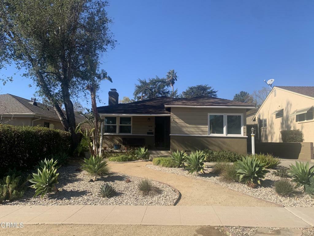 1523 N Grand Oaks Avenue  Pasadena CA 91104 photo