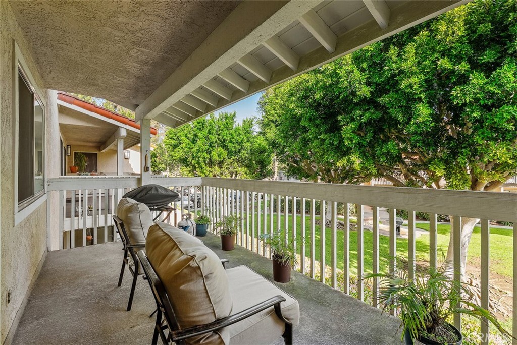 Property Photo: 19132 Shoreline Lane 6 CA 92648
