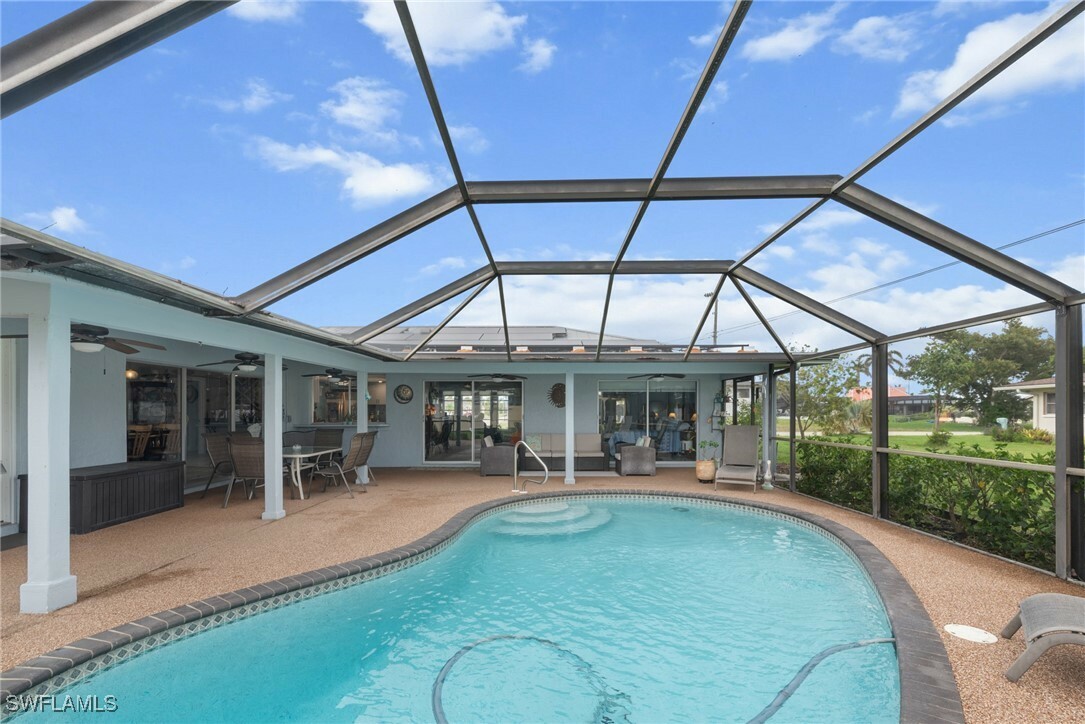 Property Photo: 5205 York Court FL 33904