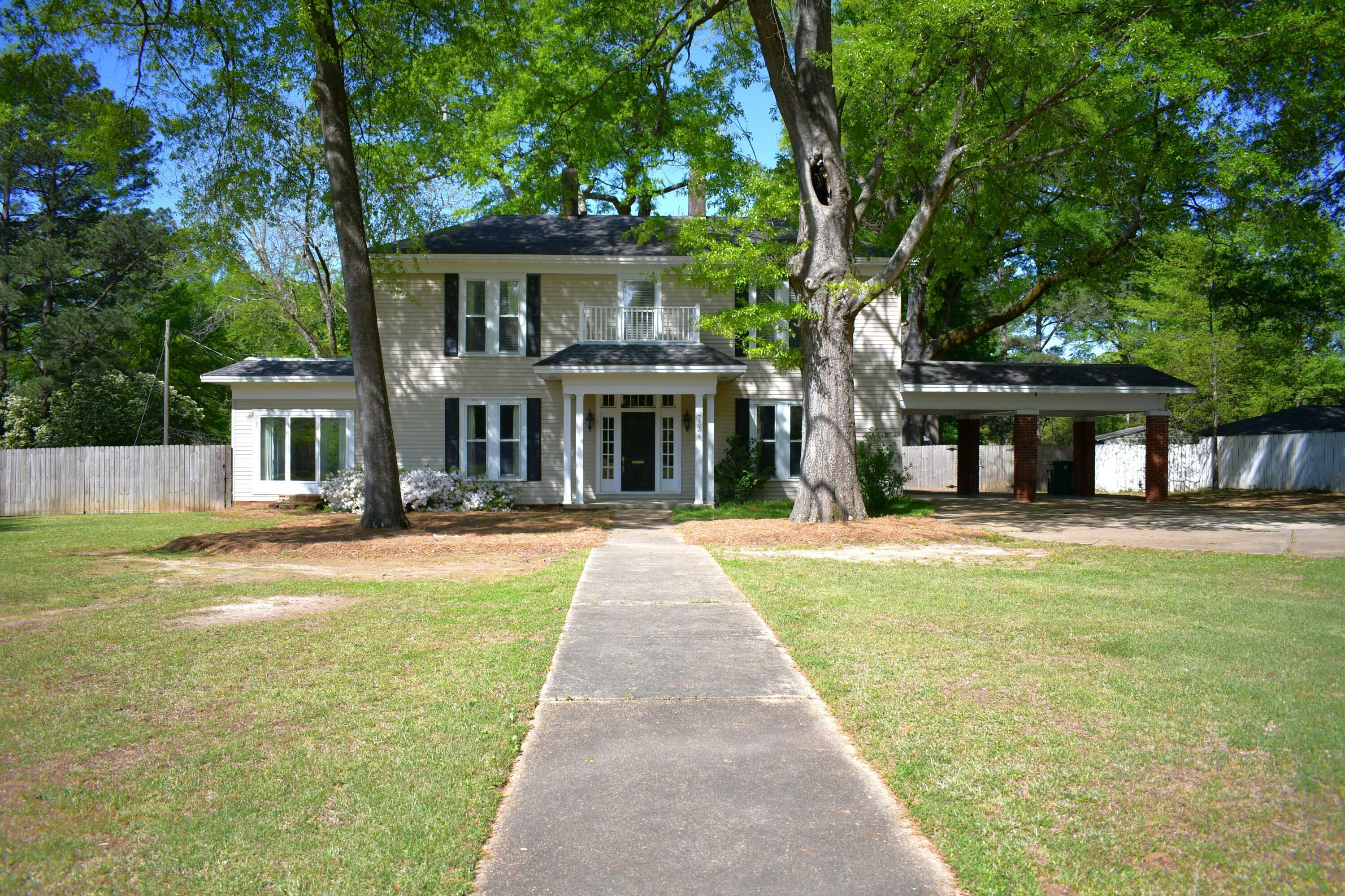 Property Photo: 733 Clayton MS 38804
