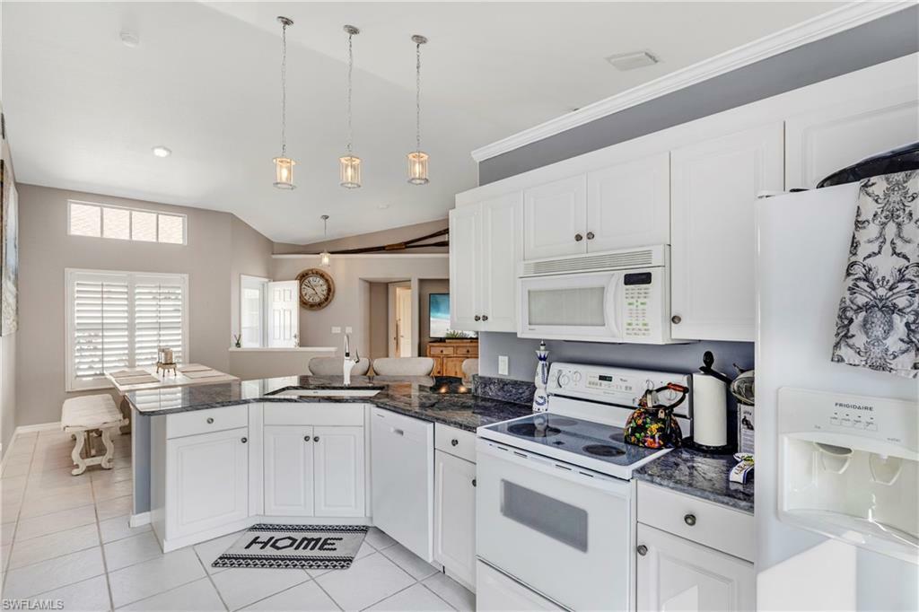 Property Photo: 1063 Silverstrand Dr FL 34110