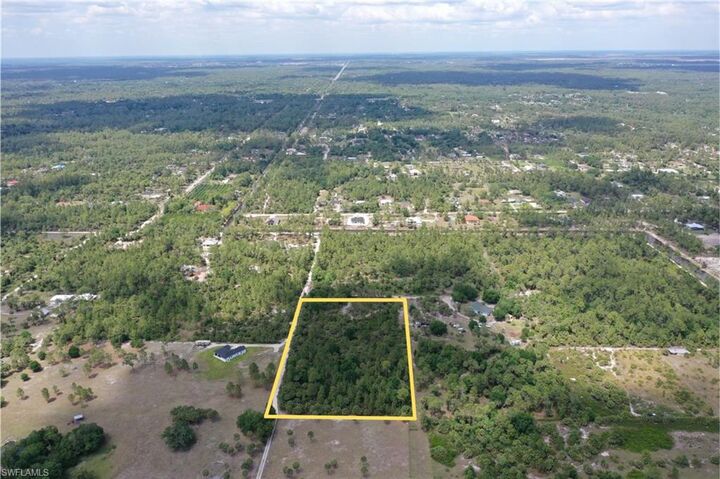 Property Photo: Xx Mathews St FL 34117