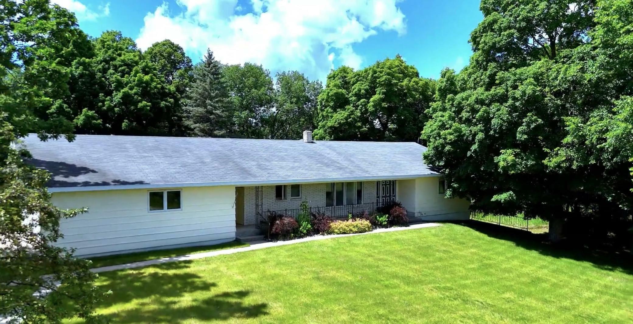 Property Photo: 46673 County Highway 35 MN 56587