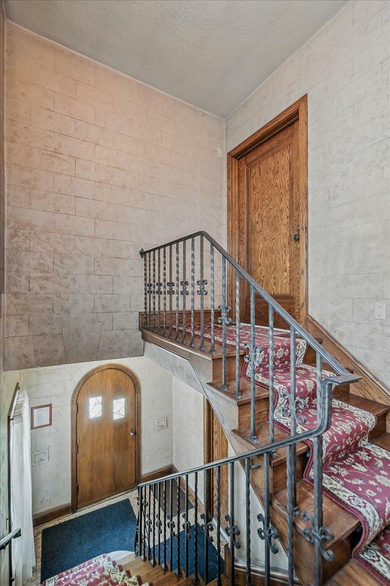 Property Photo: 4948 Lyndale Avenue S MN 55419