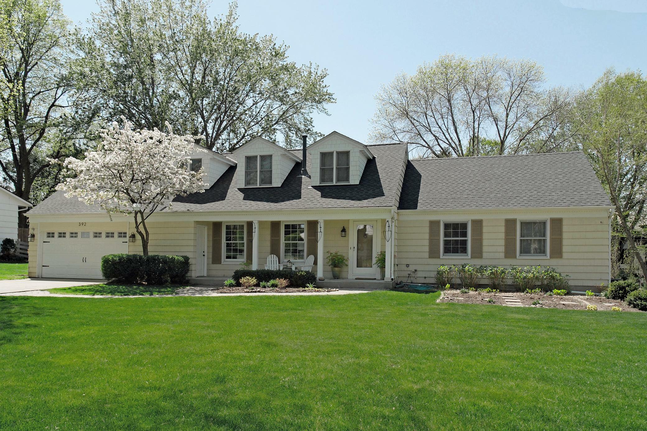 Property Photo: 392 Margaret Circle MN 55391