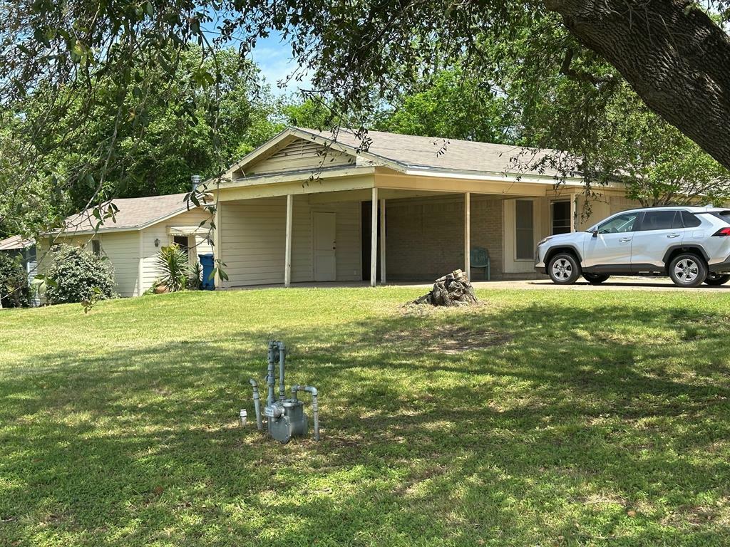 1101 E Palestine Street  Mexia TX 76667 photo